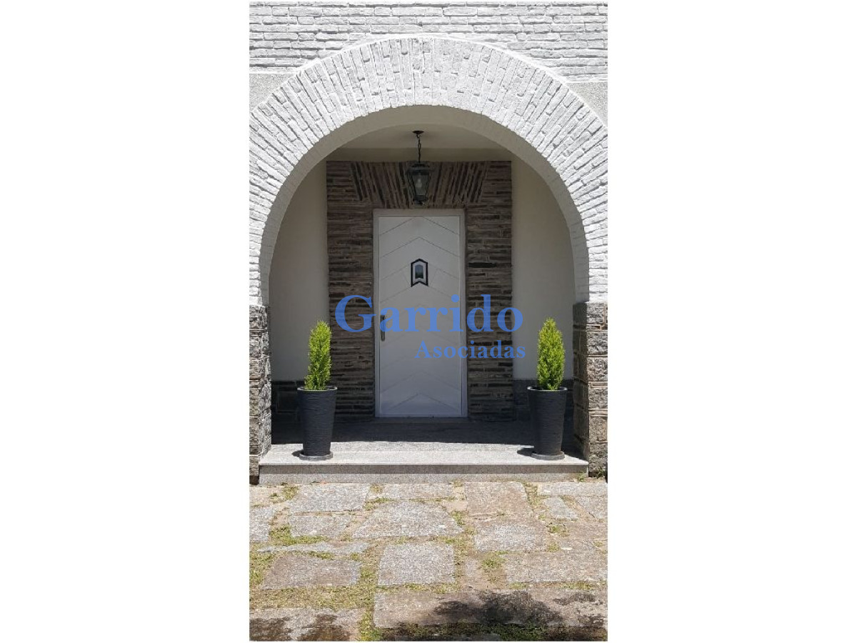 Casa ID.2162 - Casa en Punta del Este, Mansa