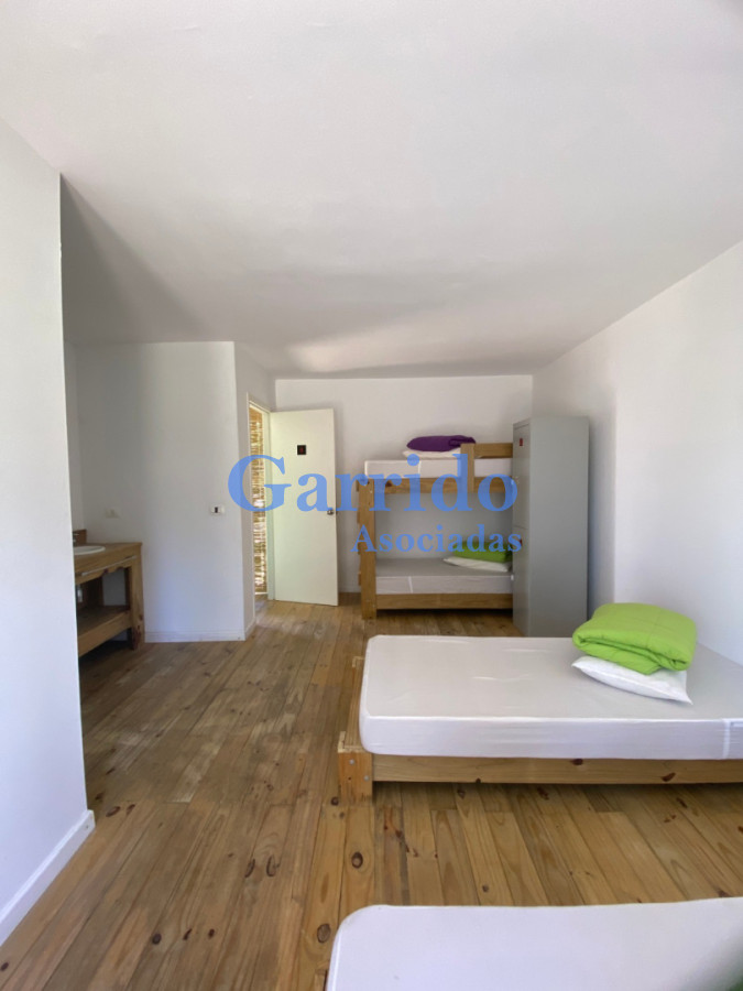 Casa ID.3482 - Vendo  casa , en la barra.