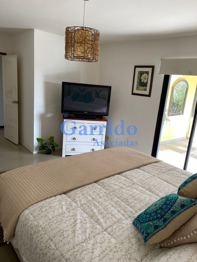 Casa ID.3537 - Casa a la Venta 