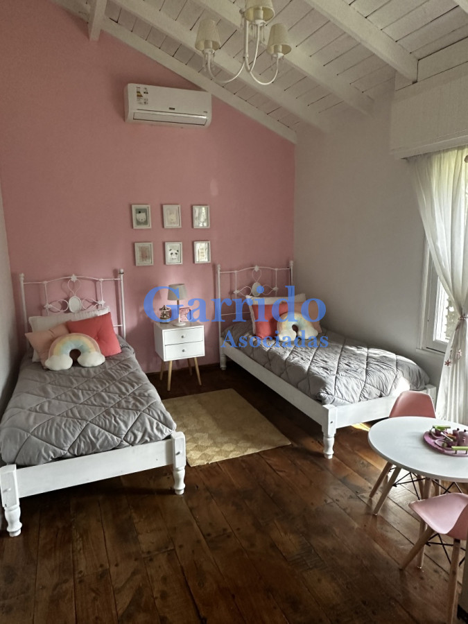 Casa ID.3386 - VENDO casa anual