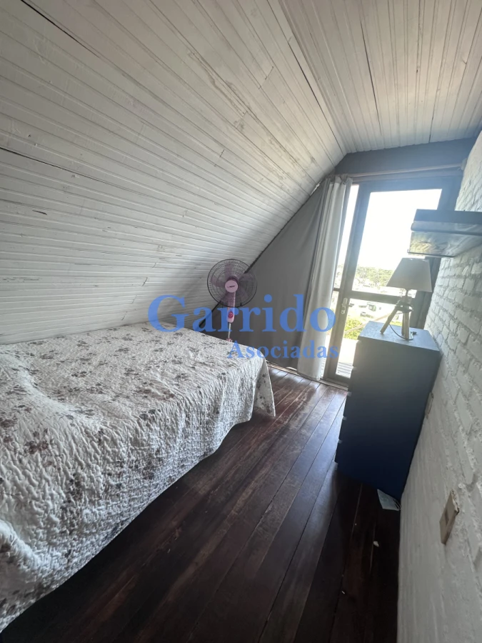Casa ID.3607 - Vendo y Complejo cabañas en punta del diablo