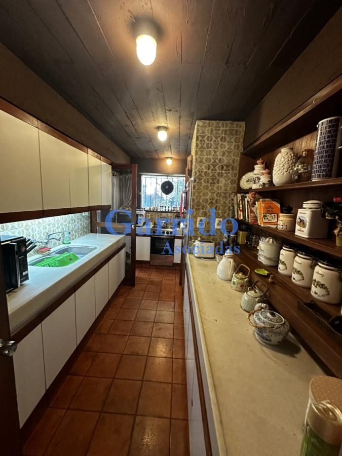Casa ID.3519 - Chalet de categoria en Venta 