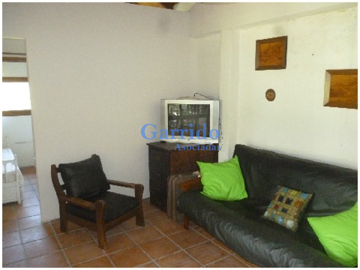 Casa ID.1784 - Vendo excelente chalet , a 50 mtrs del mar