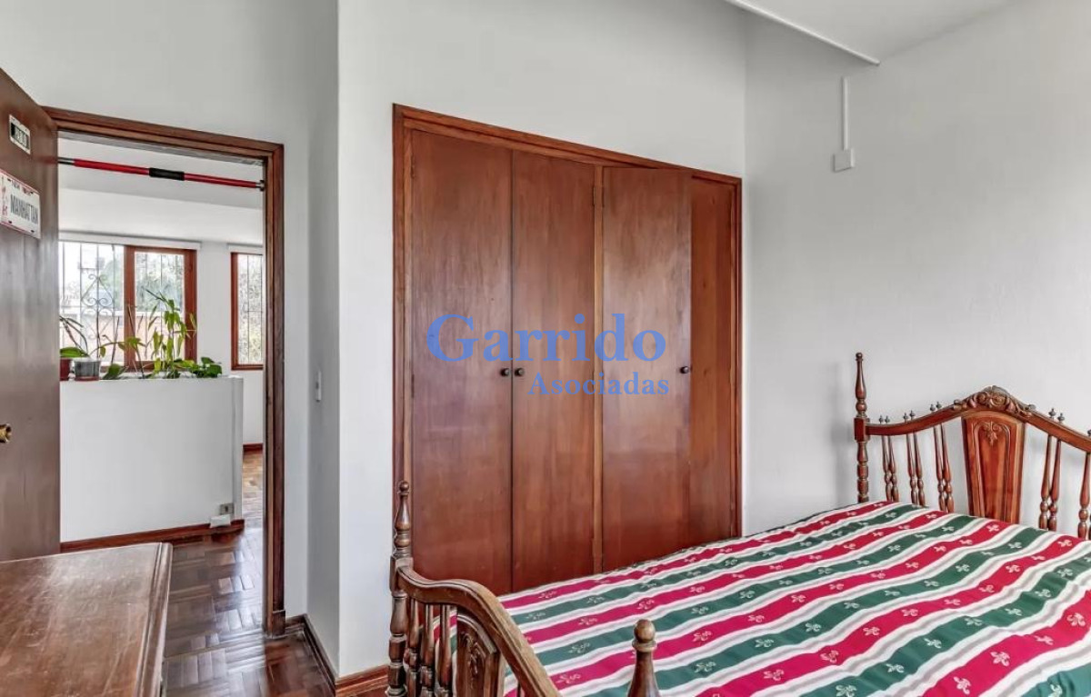 Casa ID.3518 - Casa venta y alquiler anual