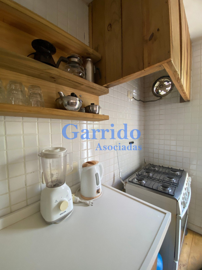 Casa ID.3482 - Vendo  casa , en la barra.