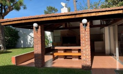 Vendo Casa De 4 Dorm , 4 Baños , Buen Terreno, Ref 696