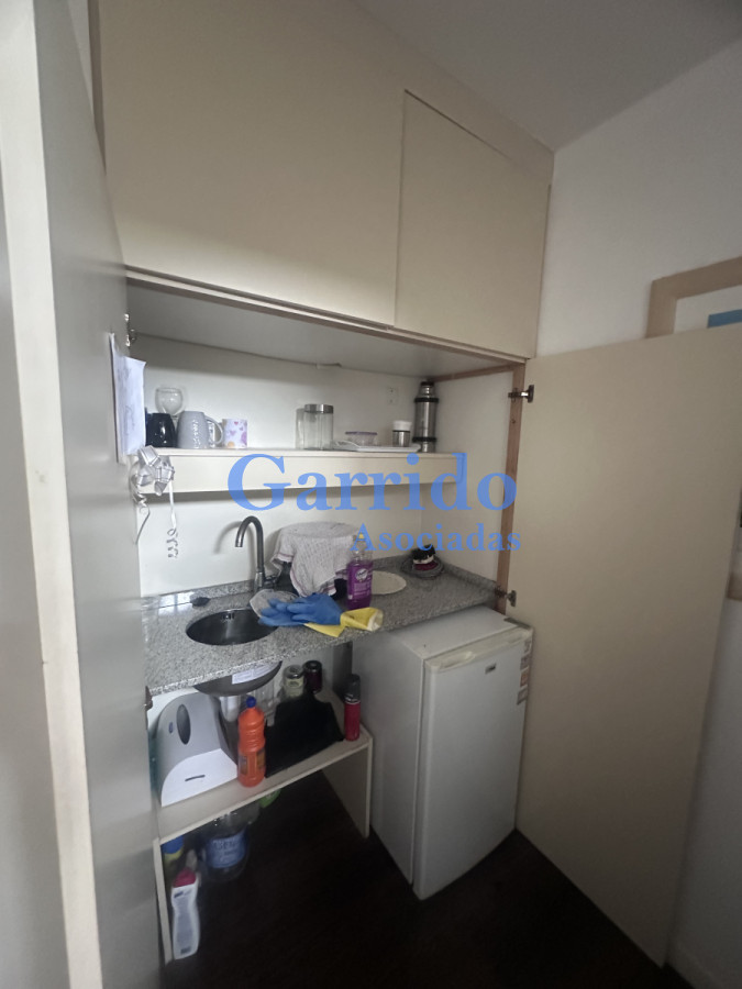 Local Comercial ID.3619 - Alquilo local Roosevelt