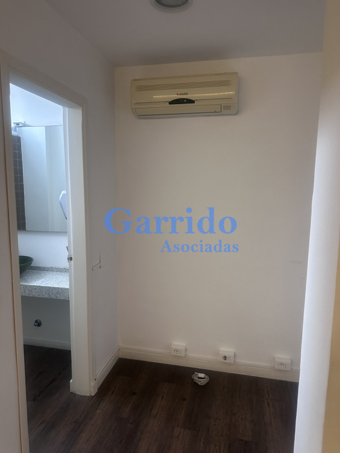 Local Comercial ID.3619 - Alquilo local Roosevelt