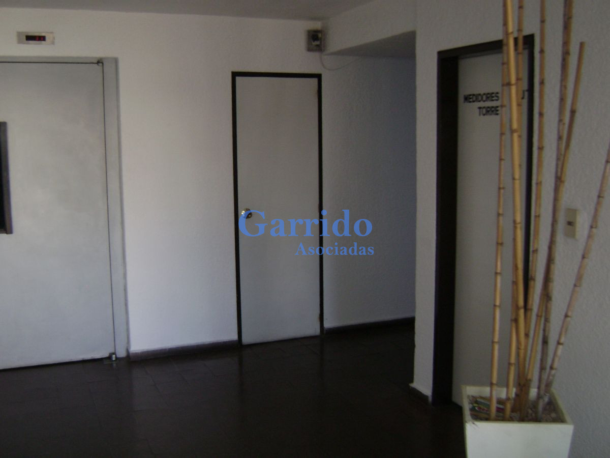 Apartamento ID.669 - Alquilo anual apartamento en Maldonado 