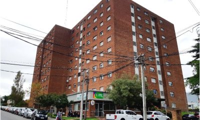 Alquilo anual apartamento en Maldonado