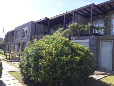 Apartamento en Manantiales, Manantiales