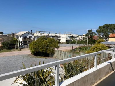 Apartamento en Manantiales, Manantiales