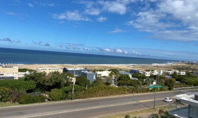 Apartamento en Manantiales, Manantiales