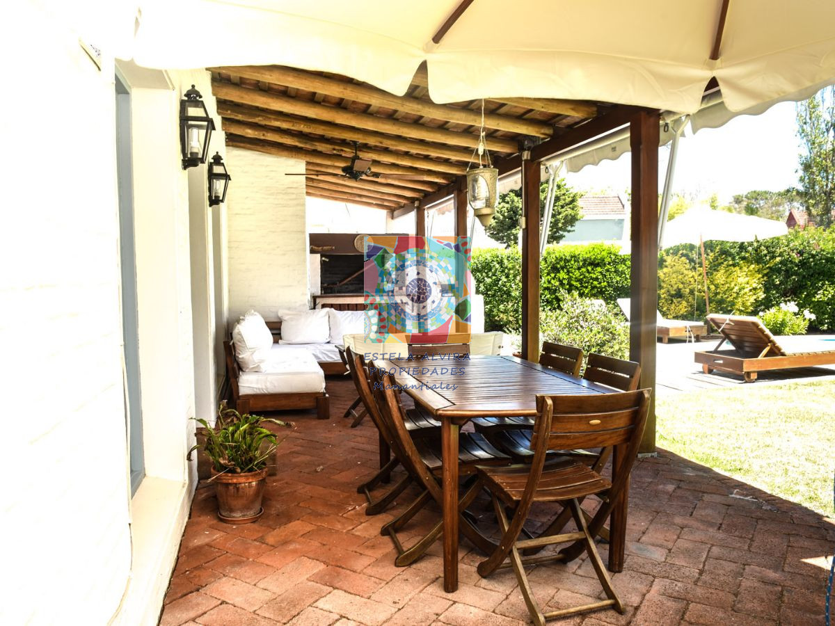 Casa ID.140 - Casa en La Barra, Montoya