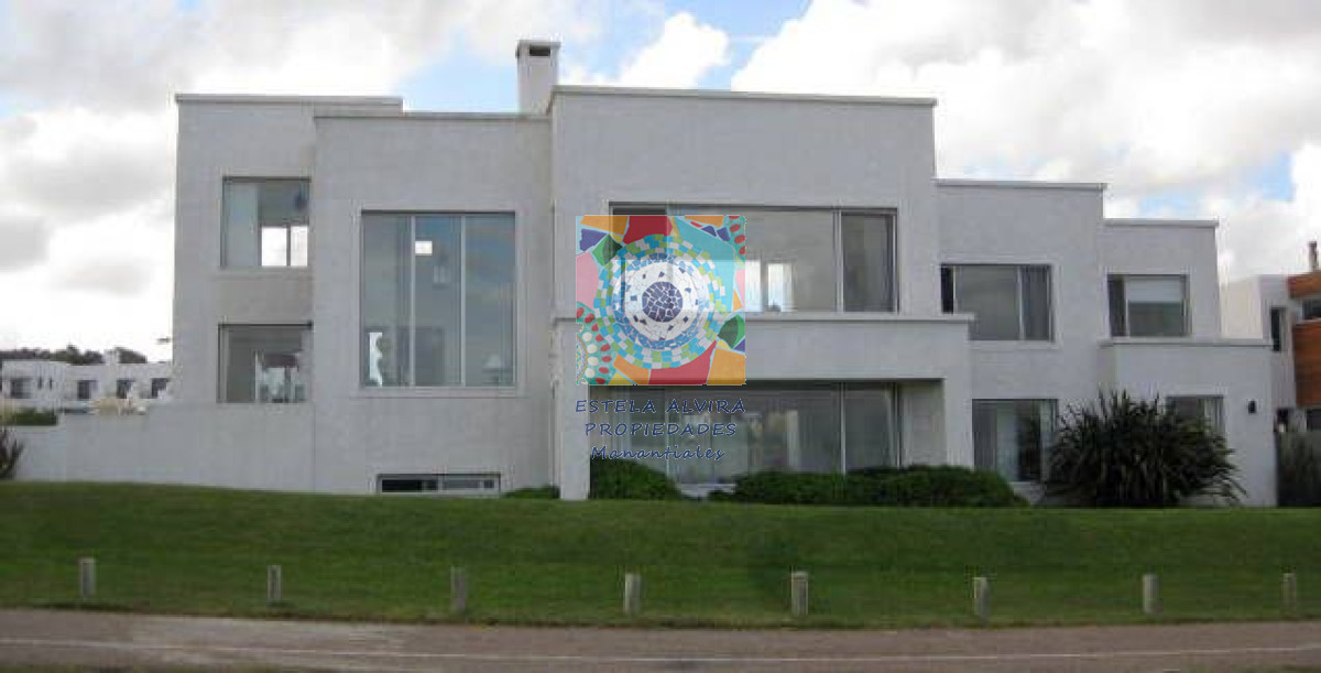 Casa ID.264 - Casa en La Barra, Montoya