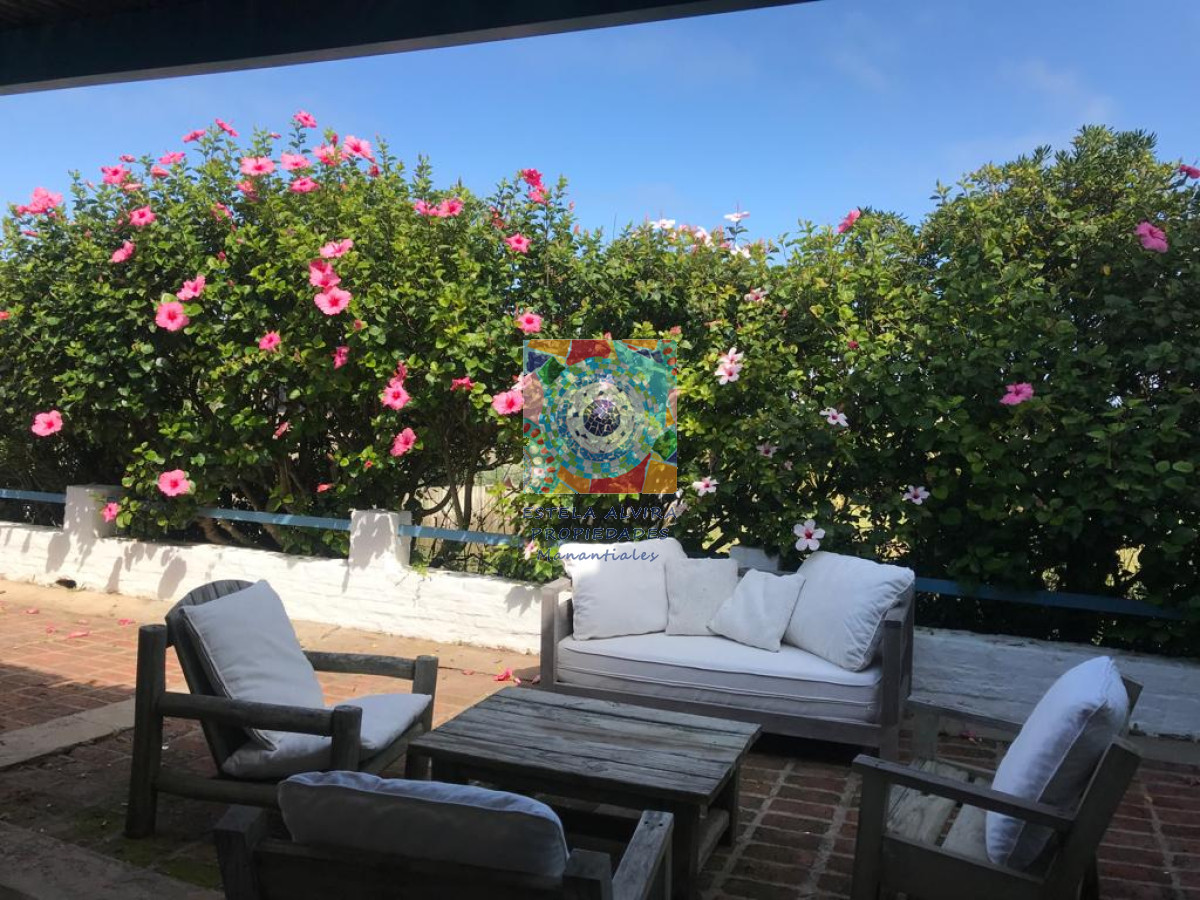 Casa ID.82 - Casa en Manantiales, Punta Piedras