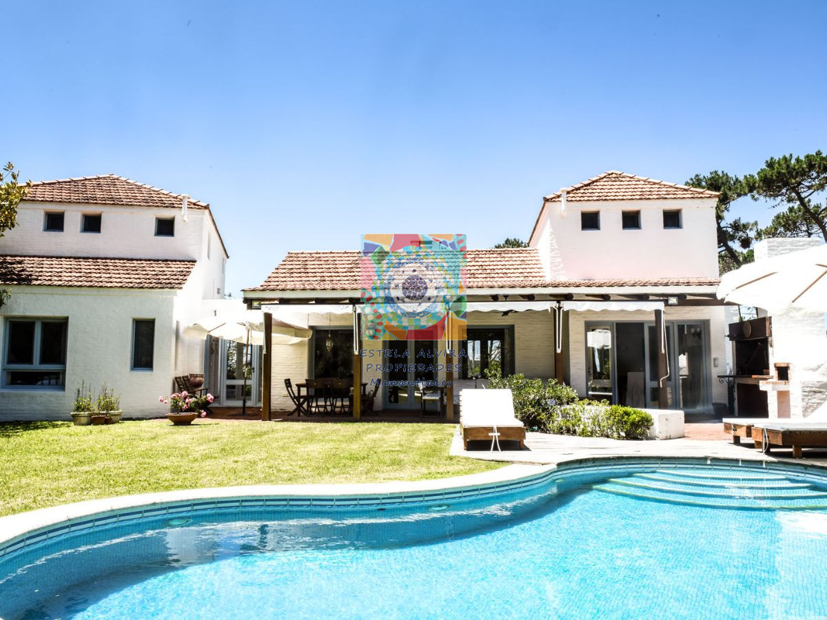 Casa ID.140 - Casa en La Barra, Montoya