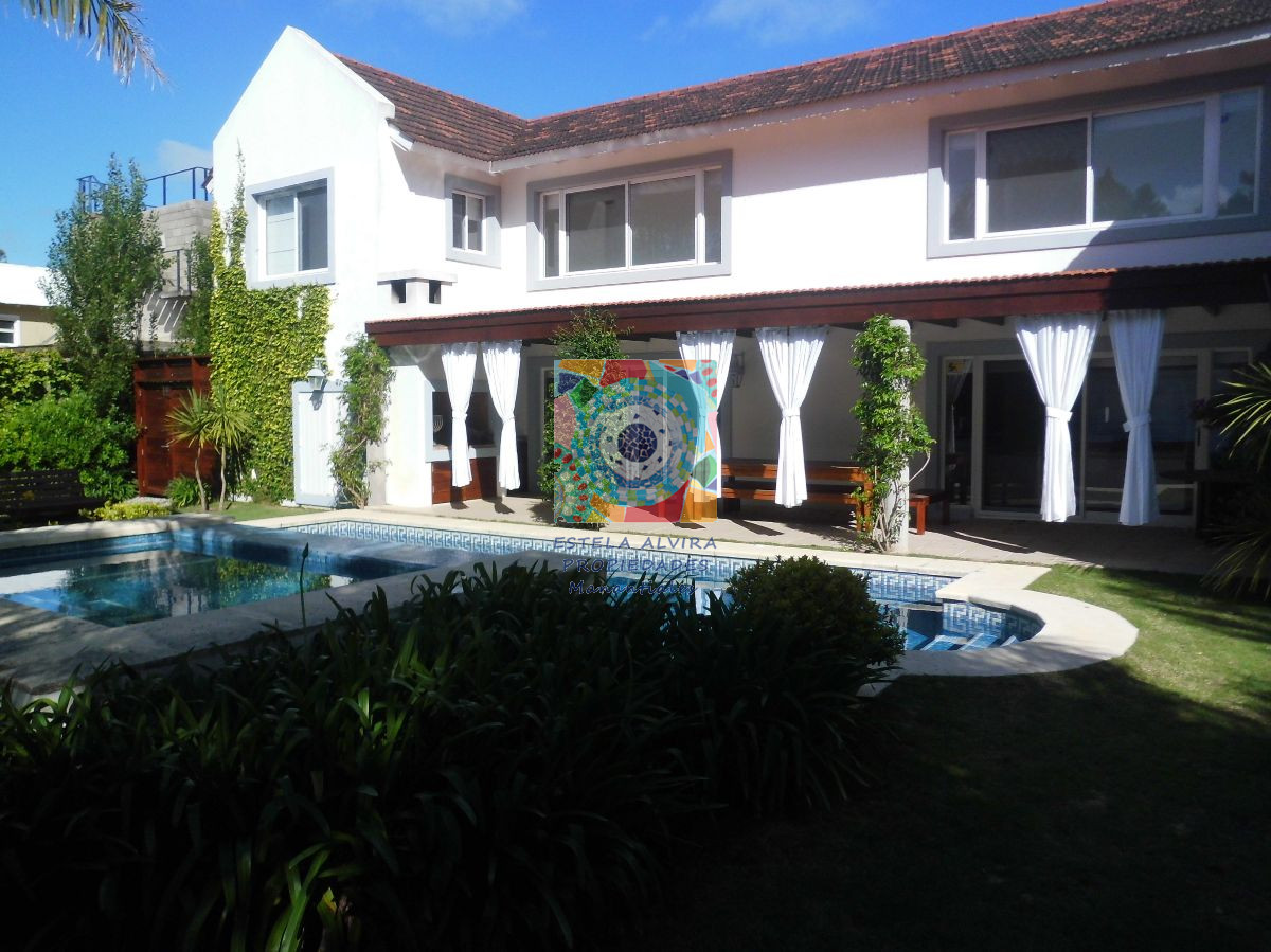 Casa ID.72 - Casa en La Barra, Montoya