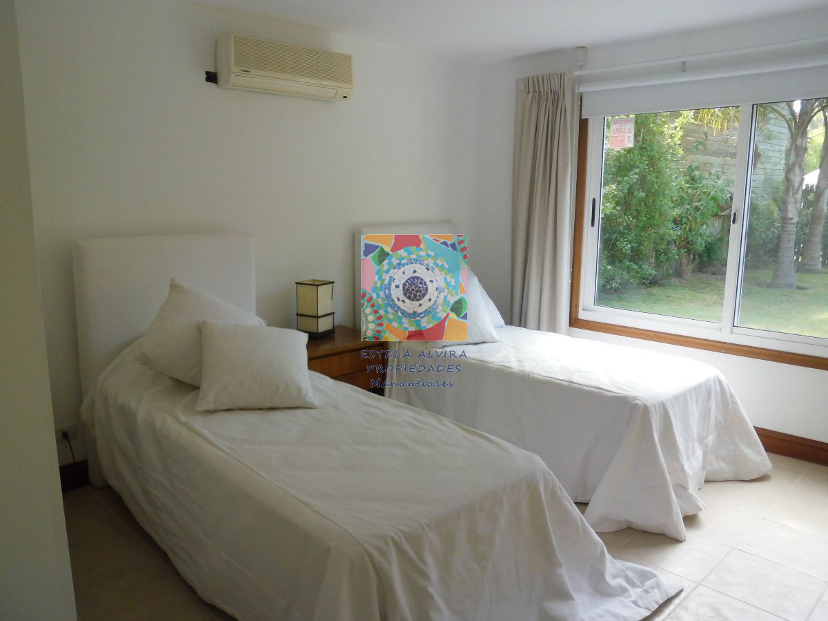 Casa ID.72 - Casa en La Barra, Montoya