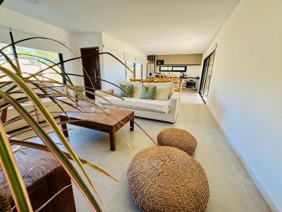 Casa en Manantiales, Balneario Buenos Aires
