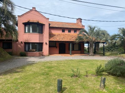 Casa en La Barra, Montoya