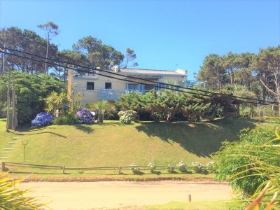 Casa en La Barra, Montoya