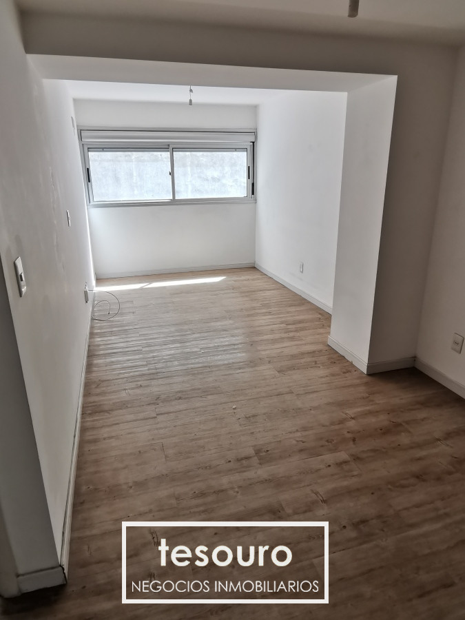 Apartamento ID.3668 -  Venta apartamento de 1 Dormitorio con Garaje en Cordón.