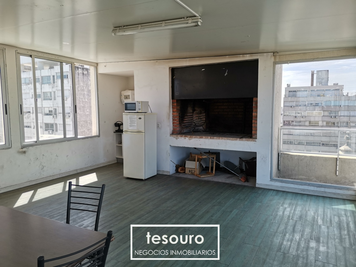 Apartamento ID.3668 -  Venta apartamento de 1 Dormitorio con Garaje en Cordón.