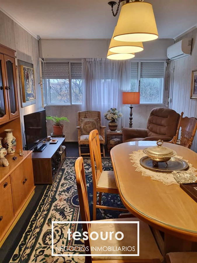 Apartamento ID.4207 - Venta Apartamento de 3 Dormitorios en Complejo IV Centenario