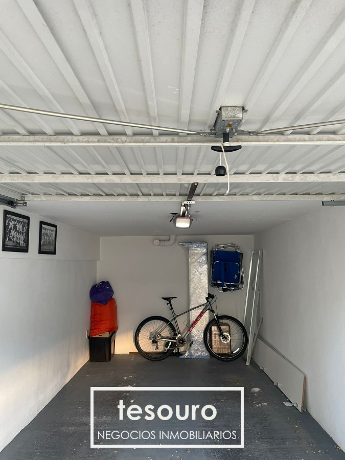 Apartamento ID.4566 - VENTA APARTAMENTO DE 1 DORMITORIO EN MALVIN SUR CON COCHERA Y AZOTEA DE USO EXCLUSIVO