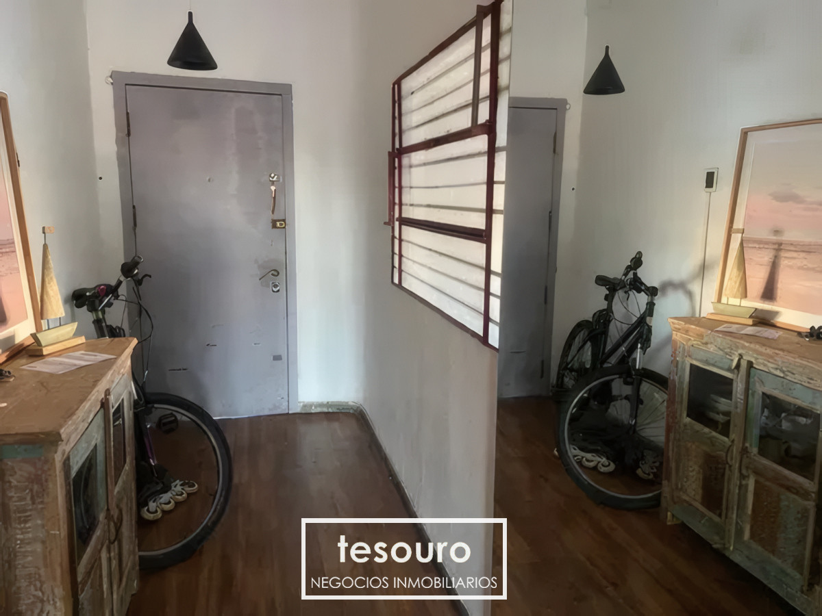 Apartamento ID.4718 - VENTA APARTAMENTO DE 2 DORMITORIOS EN POCITOS CON RENTA