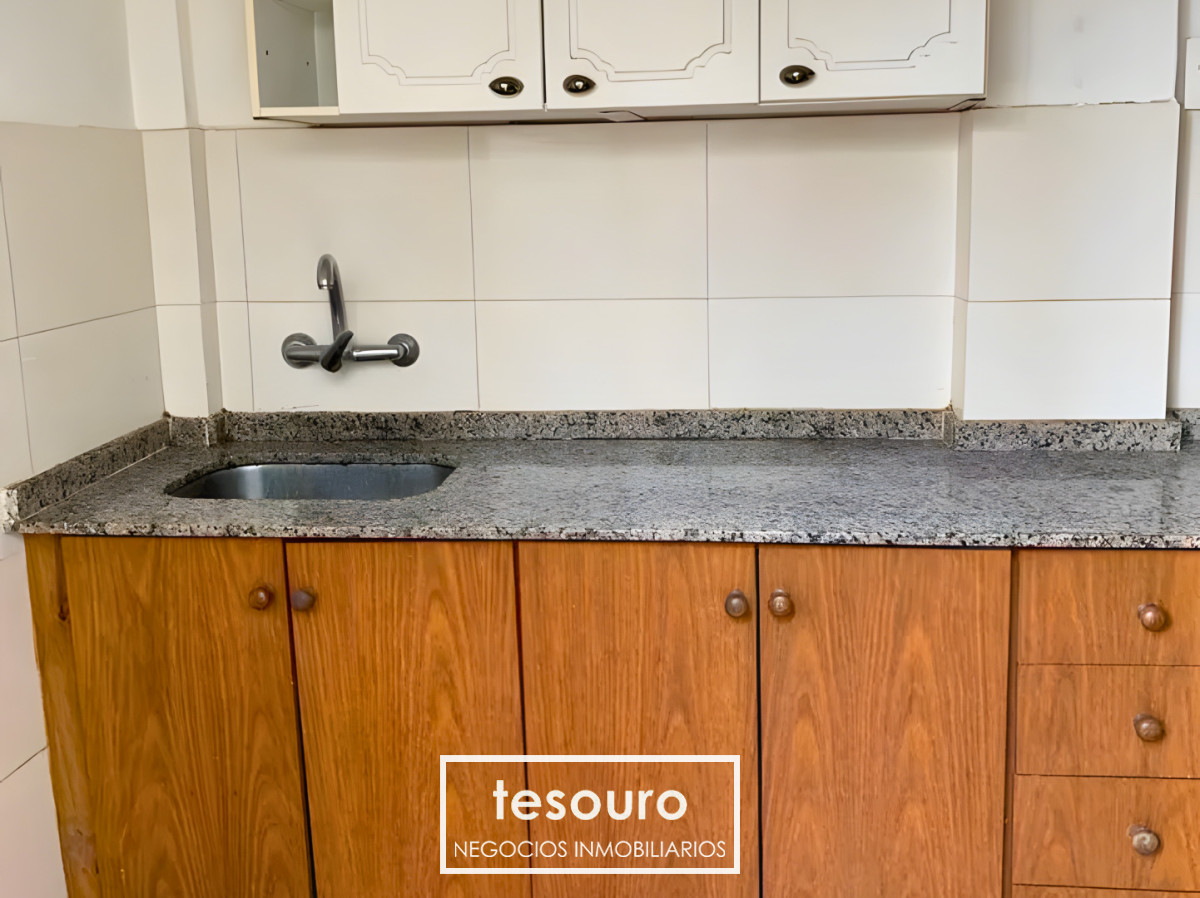 Apartamento ID.5199 - VENTA APARTAMENTO DE 2 DORMITORIOS EN CORDON SUR