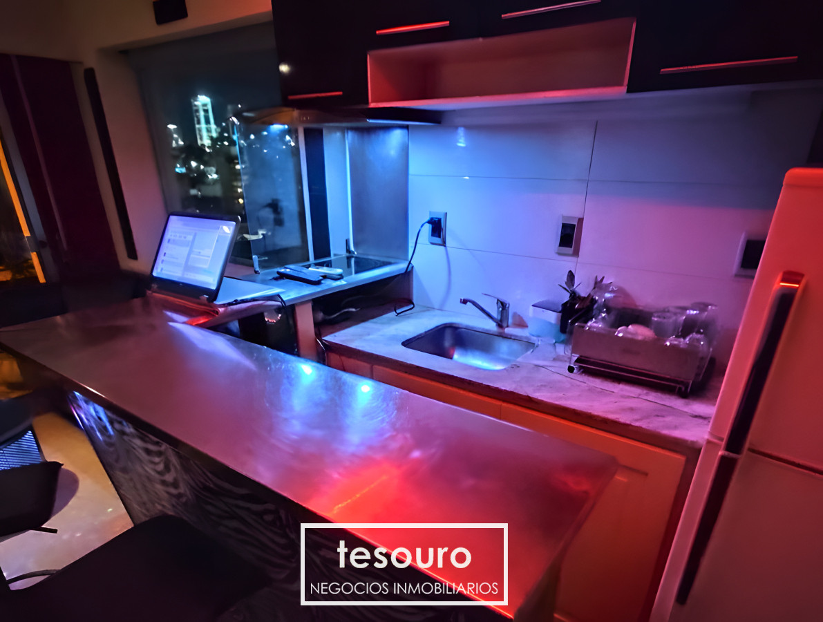 Apartamento ID.4604 - ALQUILER PENTHOUSE TIPO LOFT CON GRAN TERRAZA EN POCITOS