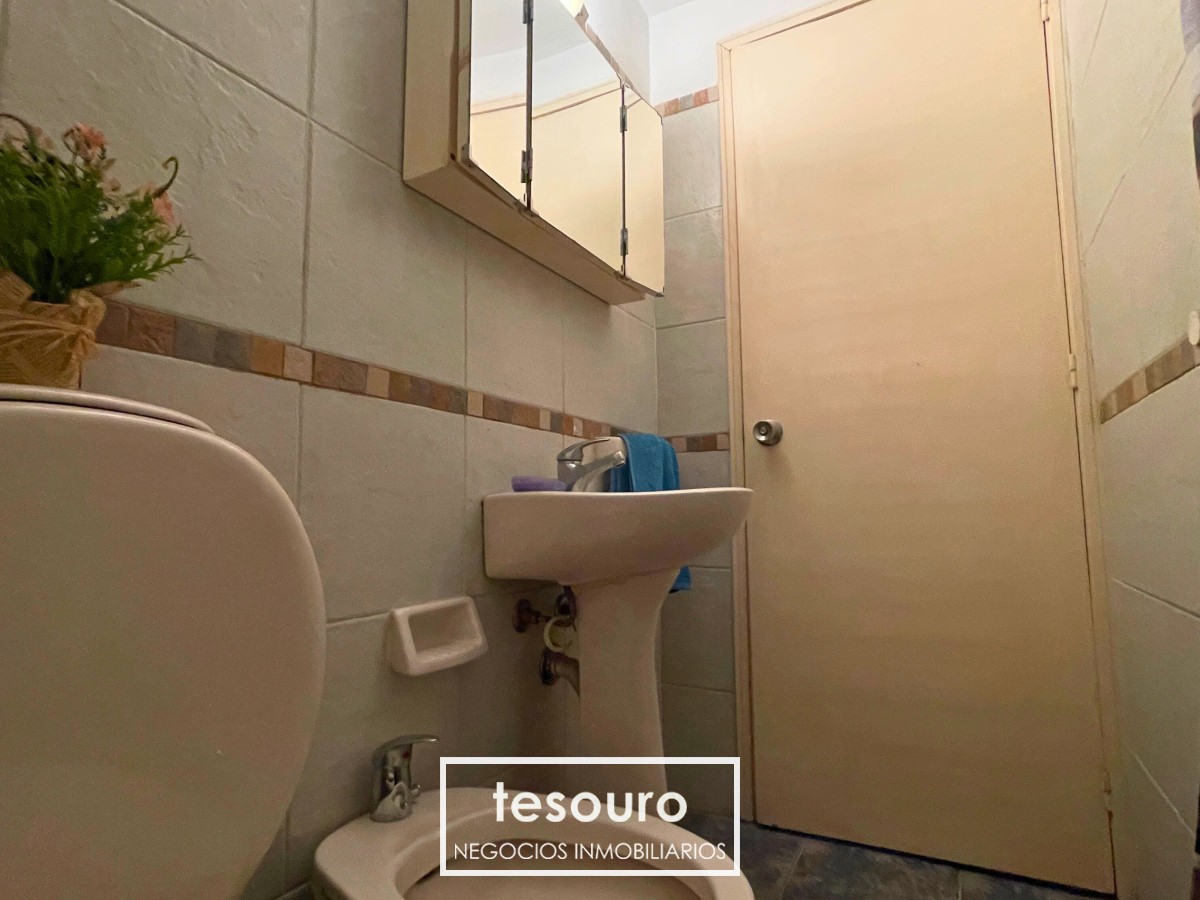 Apartamento ID.4654 - VENTA APARTAMENTO DE 3 DORMITORIOS EN POCITOS PRÓXIMO A LA RAMBLA