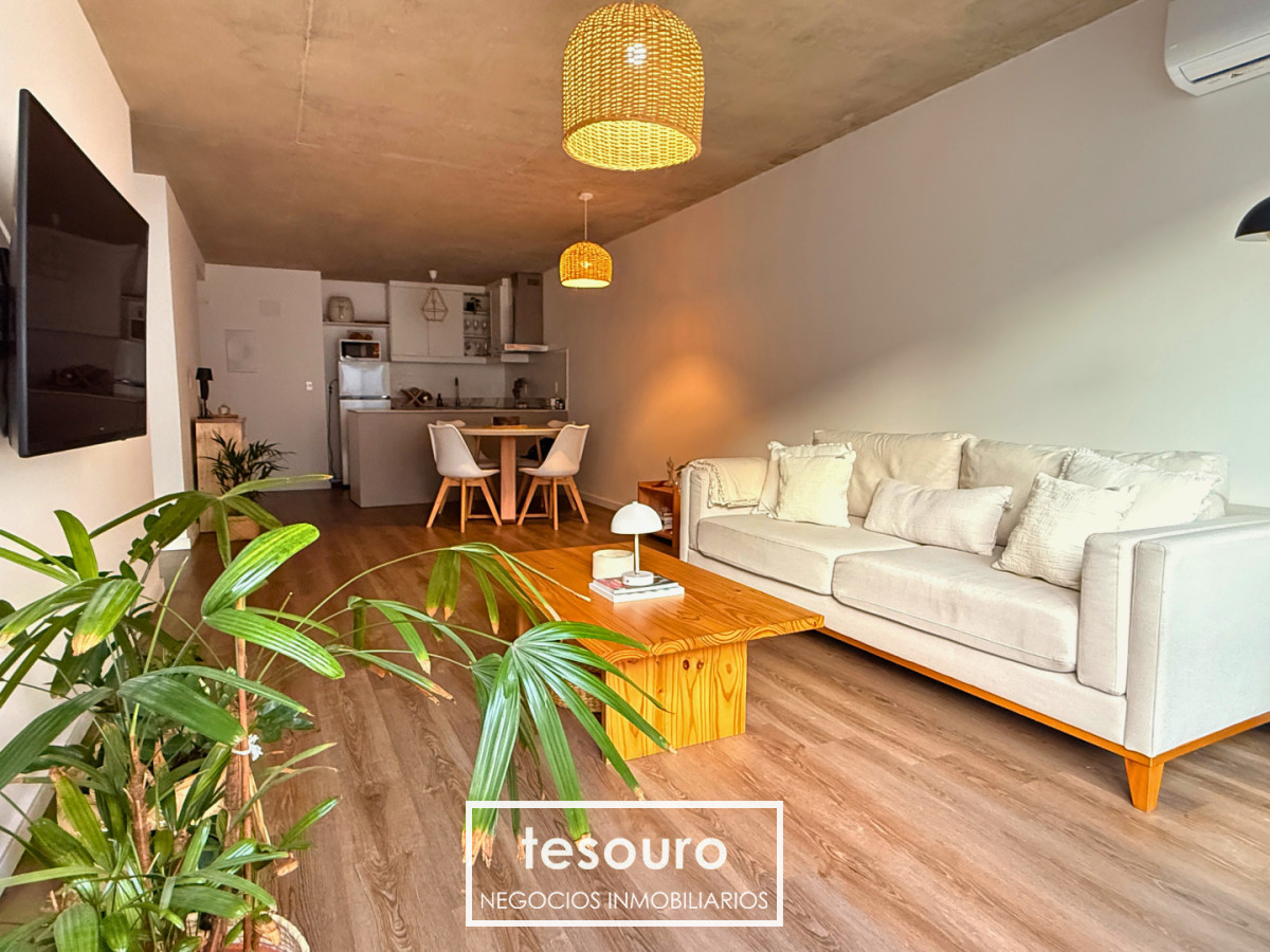 Apartamento ID.5467 - ALQUILER APARTAMENTO DE 1 DORMITORIO CON PATIO EN POCITOS