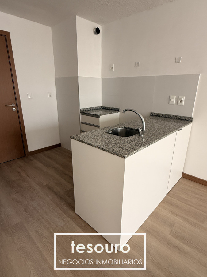 Apartamento ID.5499 - Alquiler Apartamento 1 Dormitorio en Tres Cruces
