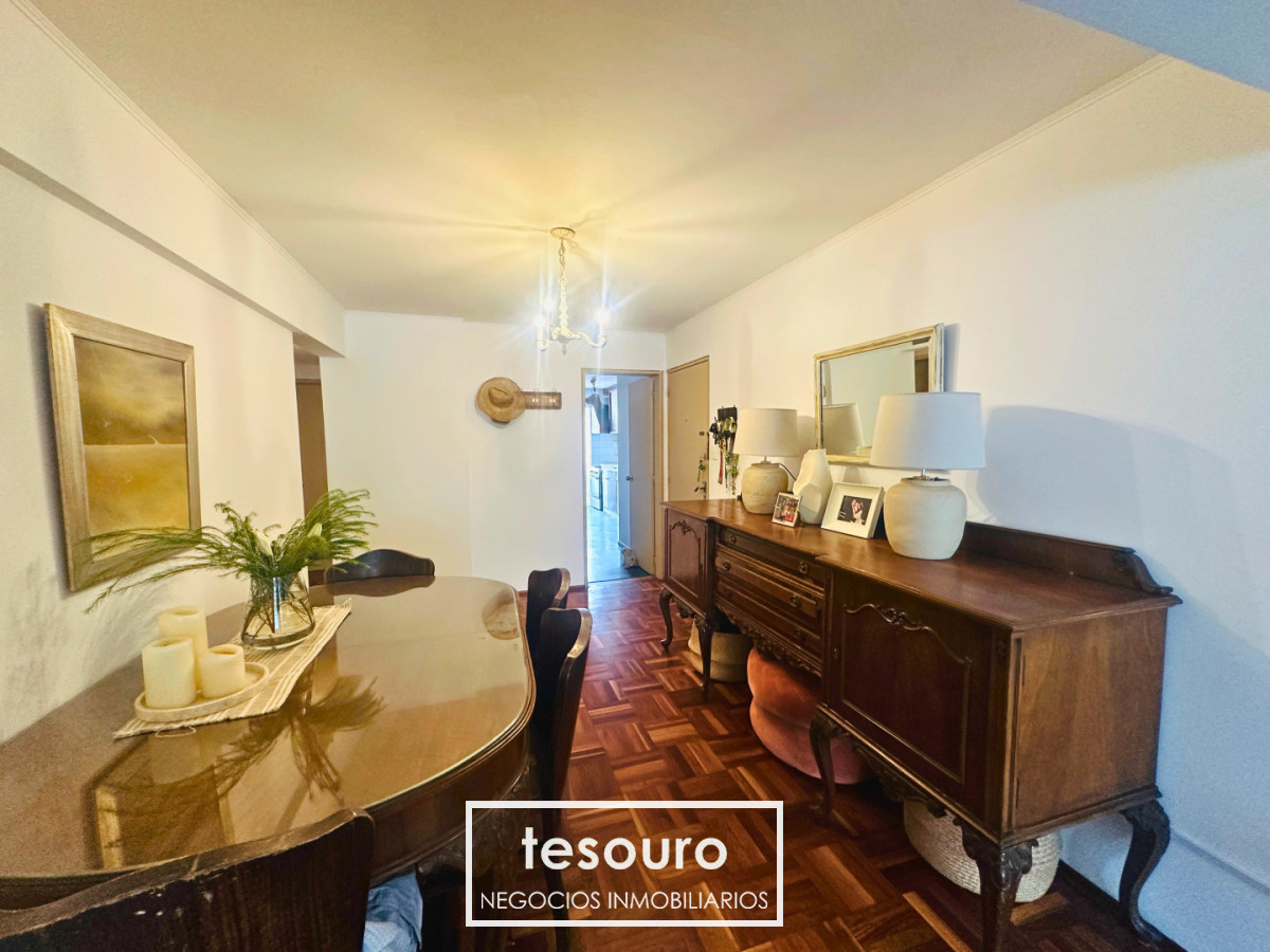 Apartamento ID.5440 - VENTA APARTAMENTO DE 3 DORMITORIOS EN POCITOS PRÓXIMO A LA RAMBLA