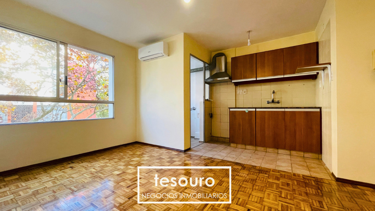 Apartamento ID.4858 - VENTA APARTAMENTO DE 1 DORMITORIO CON GARAGE EN POCITOS 
