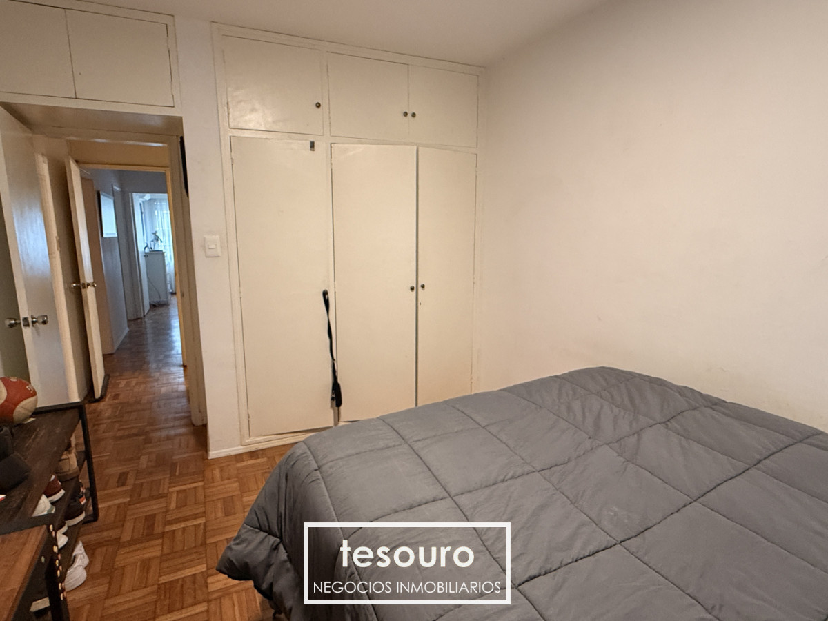 Apartamento ID.5447 - Venta de apartamento de 3 dormitorios y servicio en pocitos
