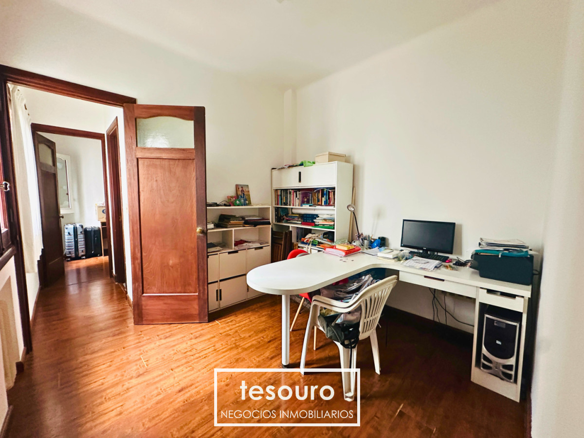 Apartamento ID.5414 - VENTA APARTAMENTO DE 4 DORMITORIOS EN POCITOS