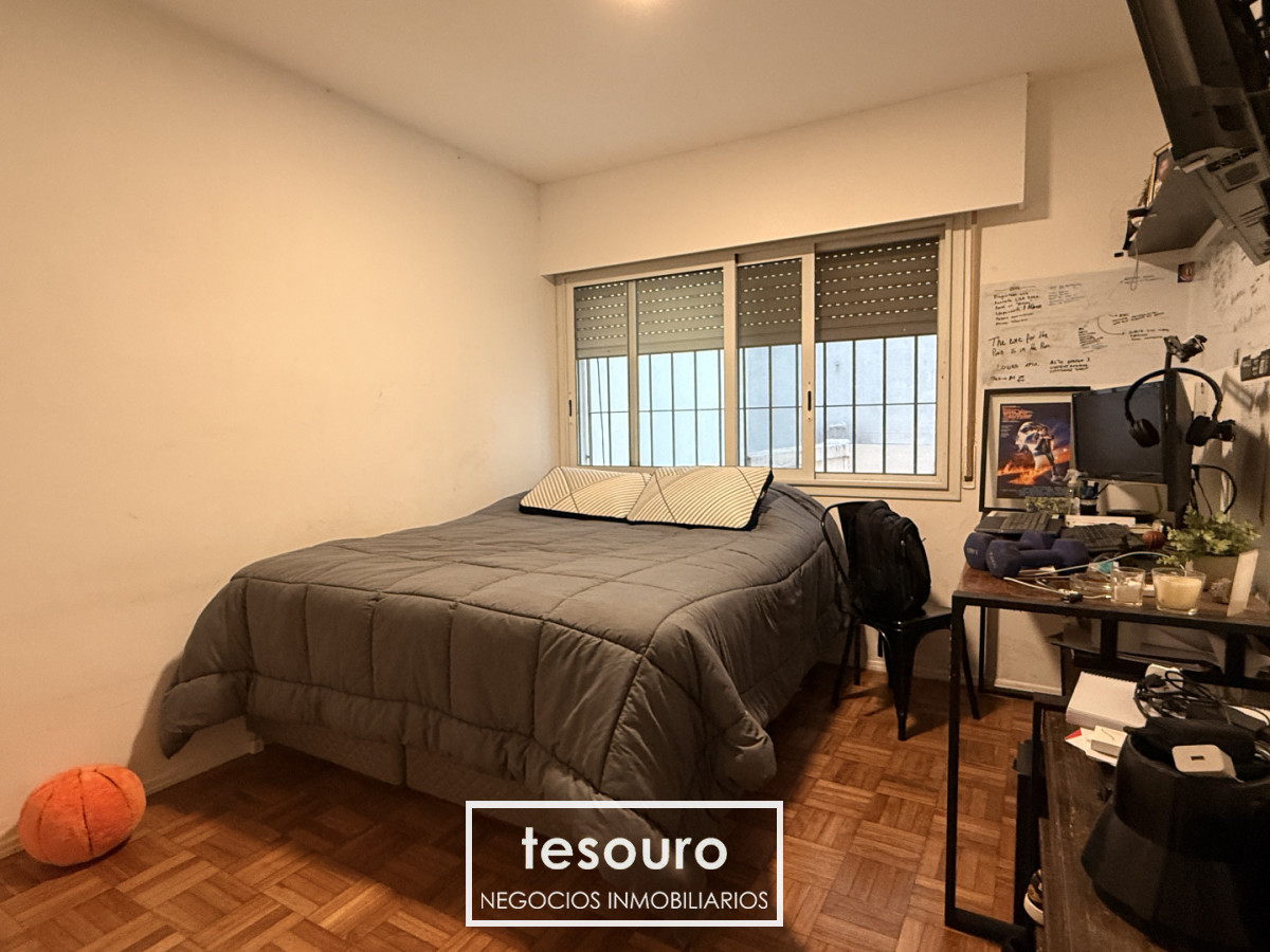 Apartamento ID.5447 - Venta de apartamento de 3 dormitorios y servicio en pocitos