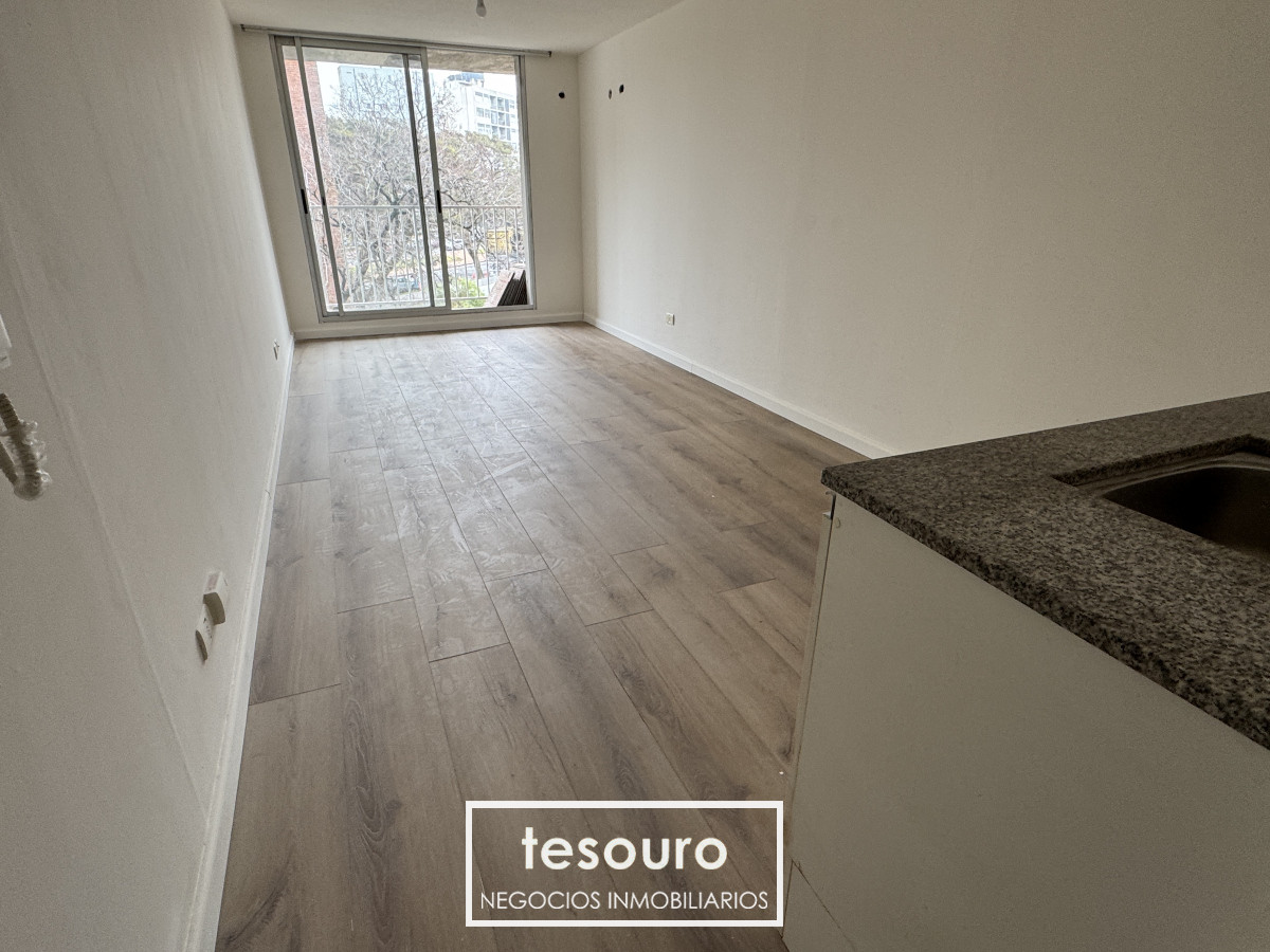 Apartamento ID.4861 - Alquiler Monoambiente en Parque Batlle