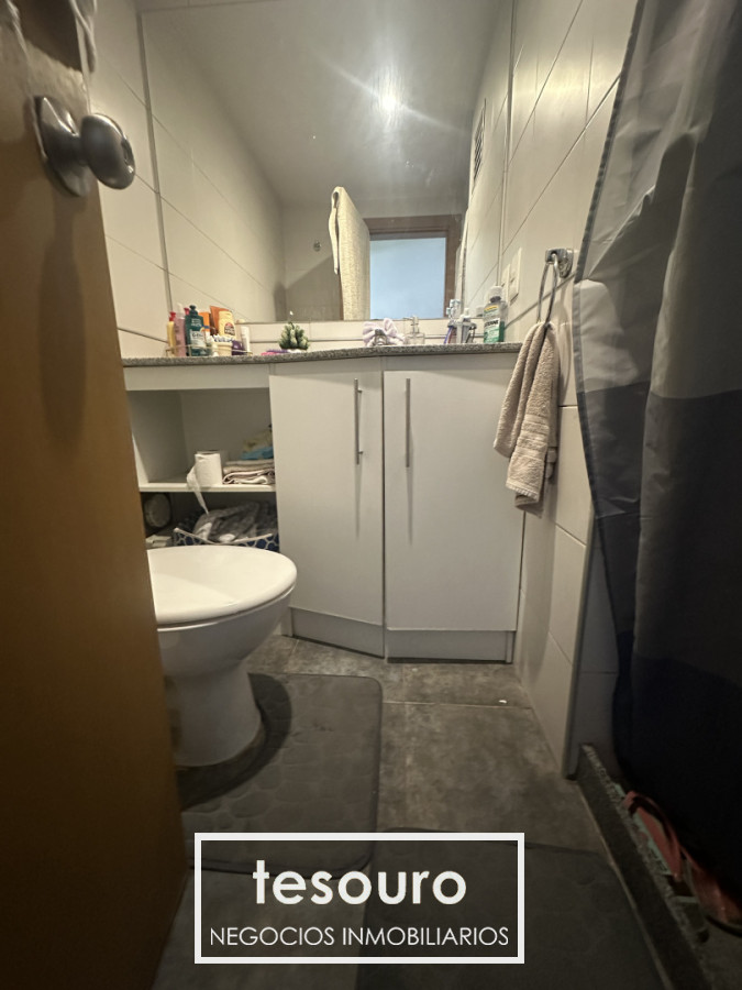 Apartamento ID.5477 - VENTA APARTAMENTO DE 1 DORMITORIO EN CORDÓN SUR CON RENTA