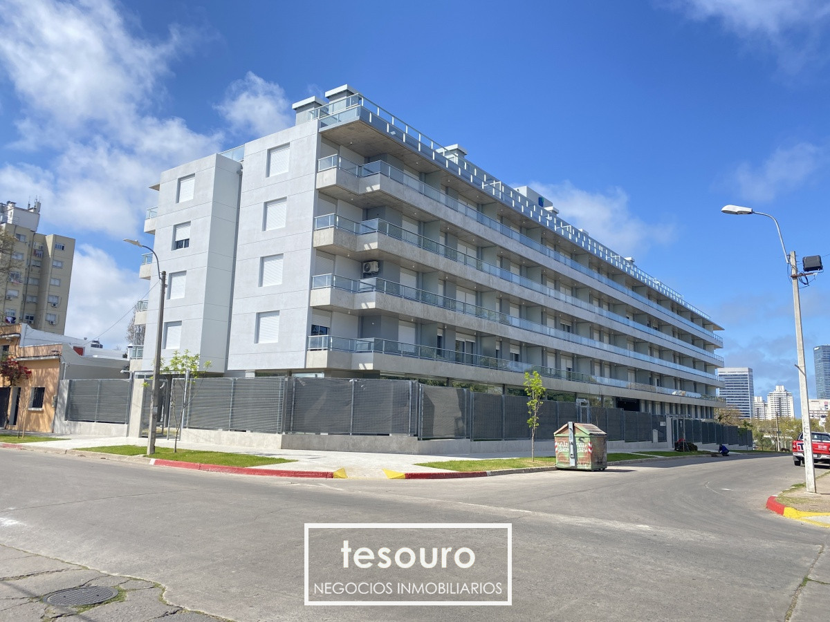 Apartamento ID.2904 - Alquiler Apartamento 2 Dormitorios en Buceo