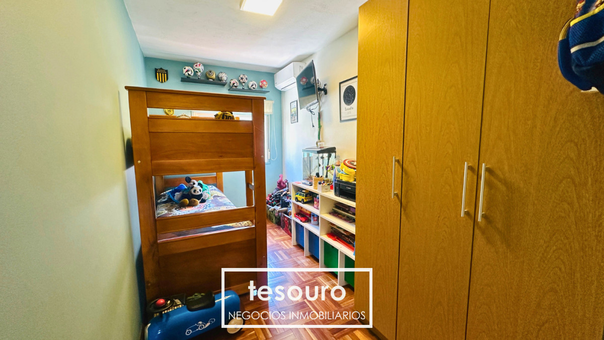 Apartamento ID.5262 - VENTA APARTAMENTO DE 2 DORMITORIOS EN TRES CRUCES