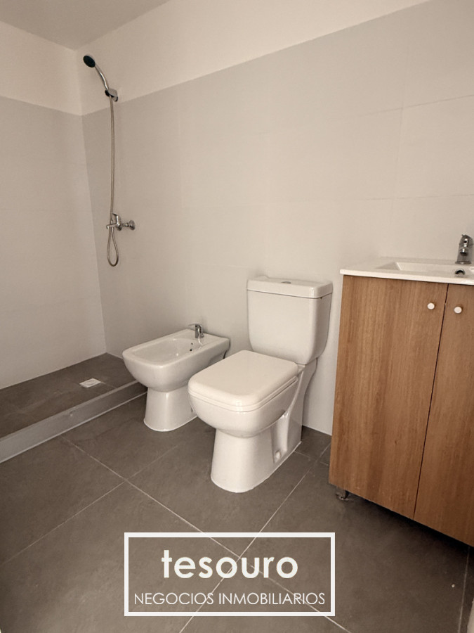 Apartamento ID.5493 - Alquiler Apartamento 1 Dormitorio en Tres Cruces