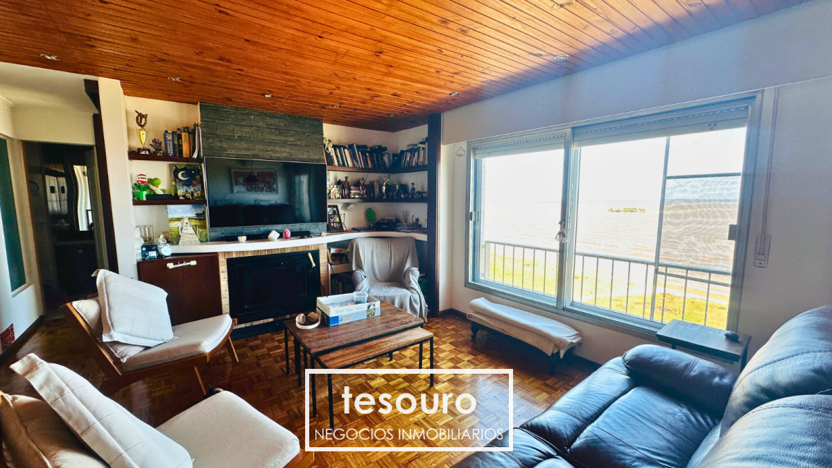 Apartamento ID.4981 - VENTA APARTAMENTO DE 3 DORMITORIOS EN MALVÍN FRENTE A LA RAMBLA