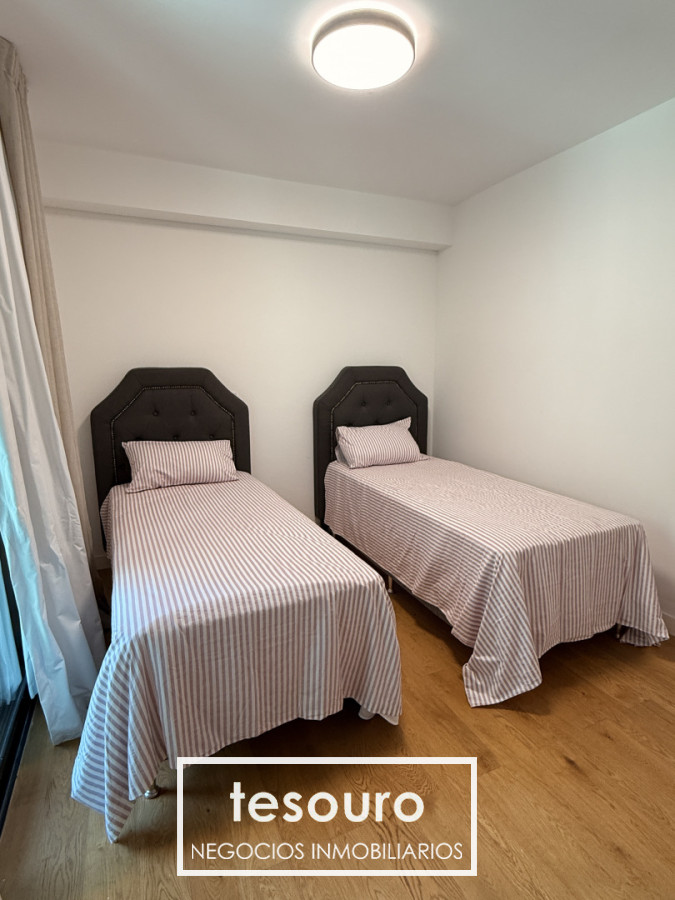 Apartamento ID.2884 - Alquiler de apartamento de 2 dormitorios en Puerto del Buceo