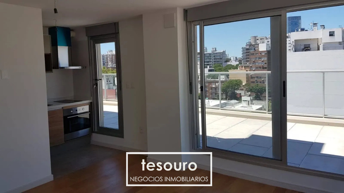 Apartamento ID.5482 - ALQUILER MONOAMBIENTE PENTHOUSE CON GRAN TERRAZA EN POCITOS NUEVO