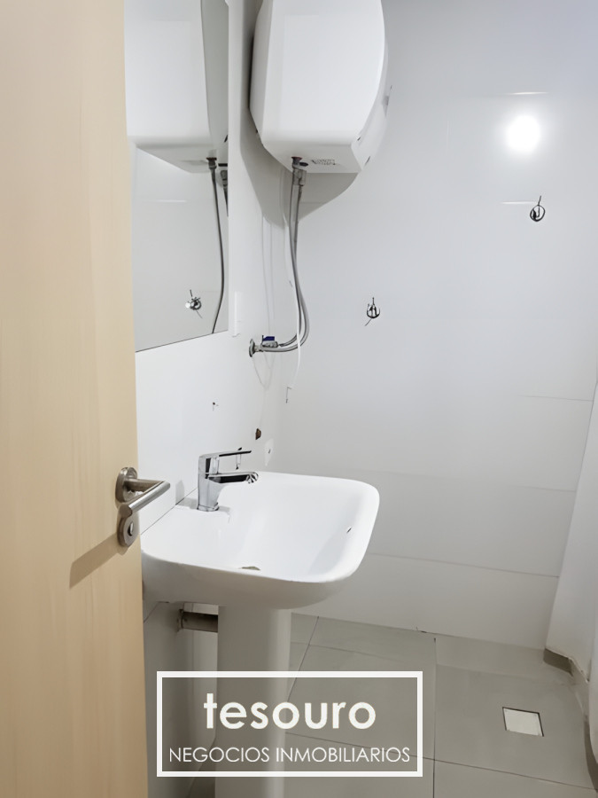 Apartamento ID.4953 - VENTA MONOAMBIENTE EN POCITOS SOBRE GABRIEL PEREIRA